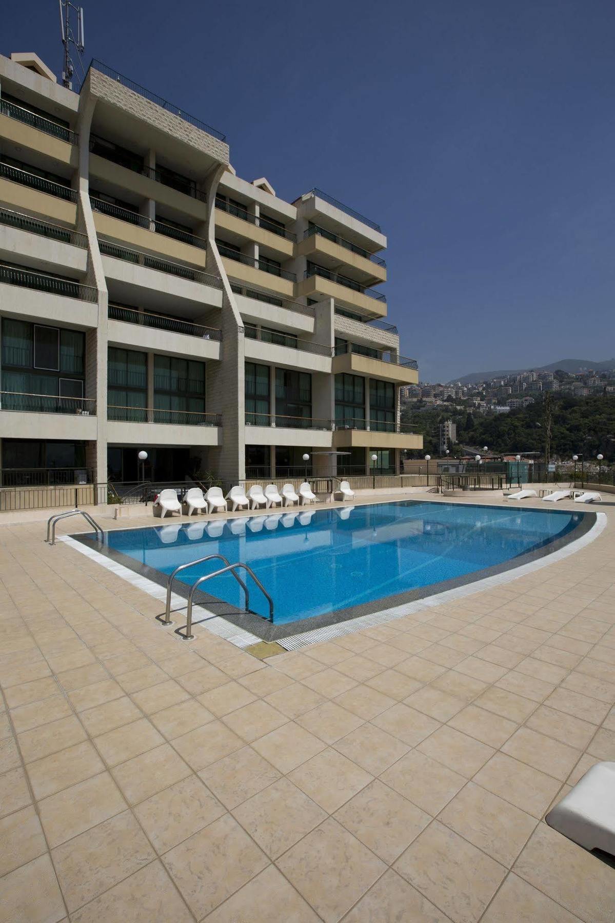 Adma Blue Screen Jounieh Exterior photo