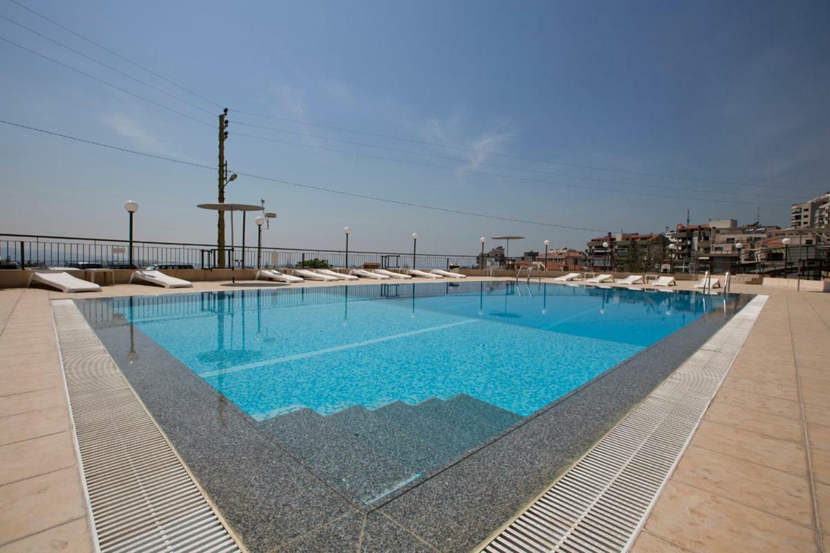 Adma Blue Screen Jounieh Exterior photo